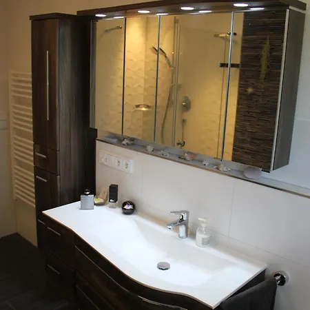 Dreamhouse Apartment